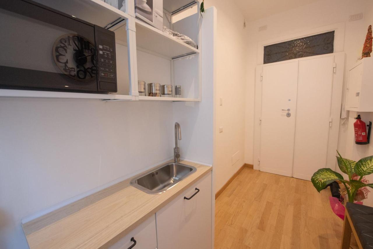 Domus Castroni Germanico Bed & Breakfast Rome Luaran gambar