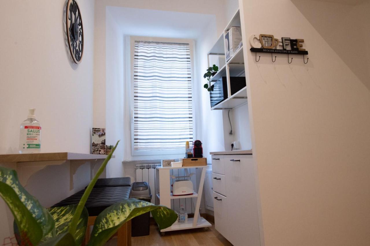 Domus Castroni Germanico Bed & Breakfast Rome Luaran gambar
