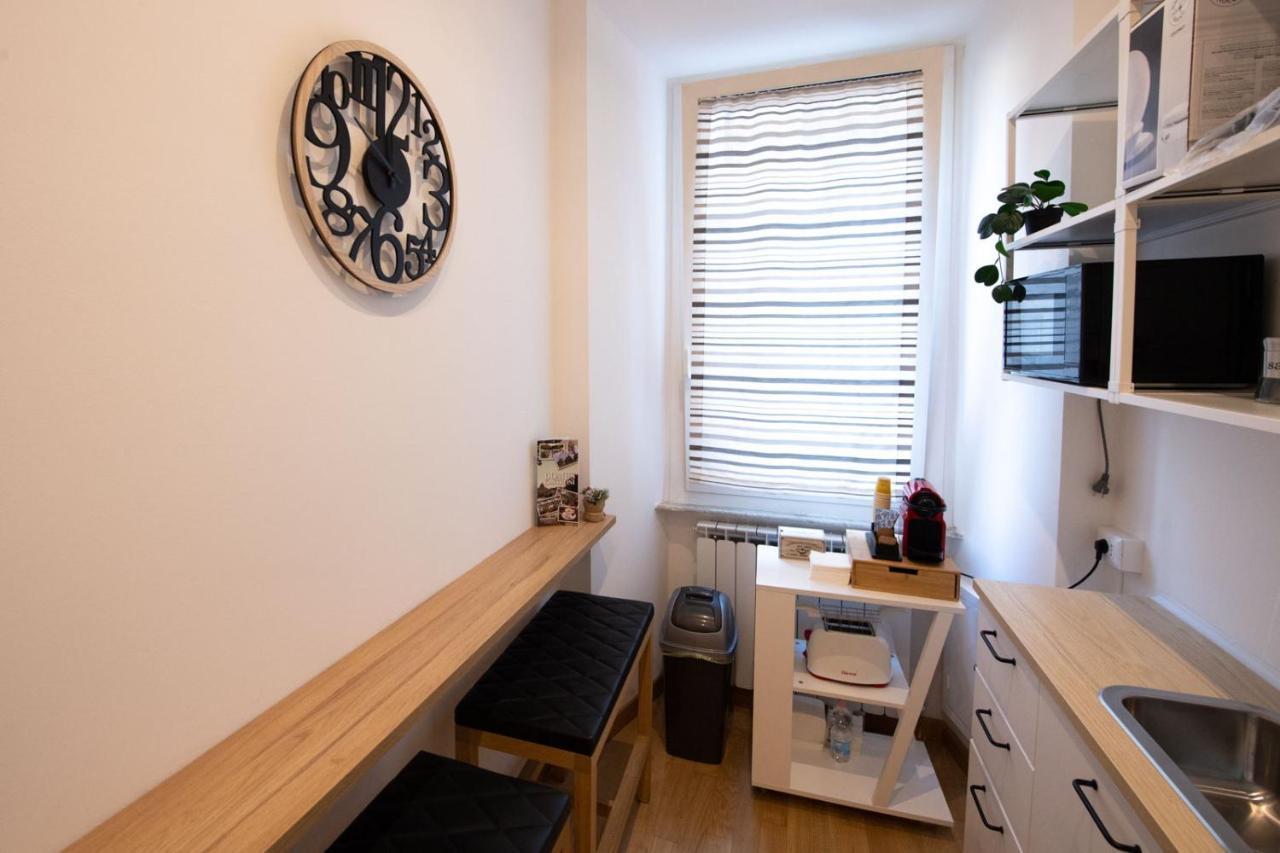 Domus Castroni Germanico Bed & Breakfast Rome Luaran gambar
