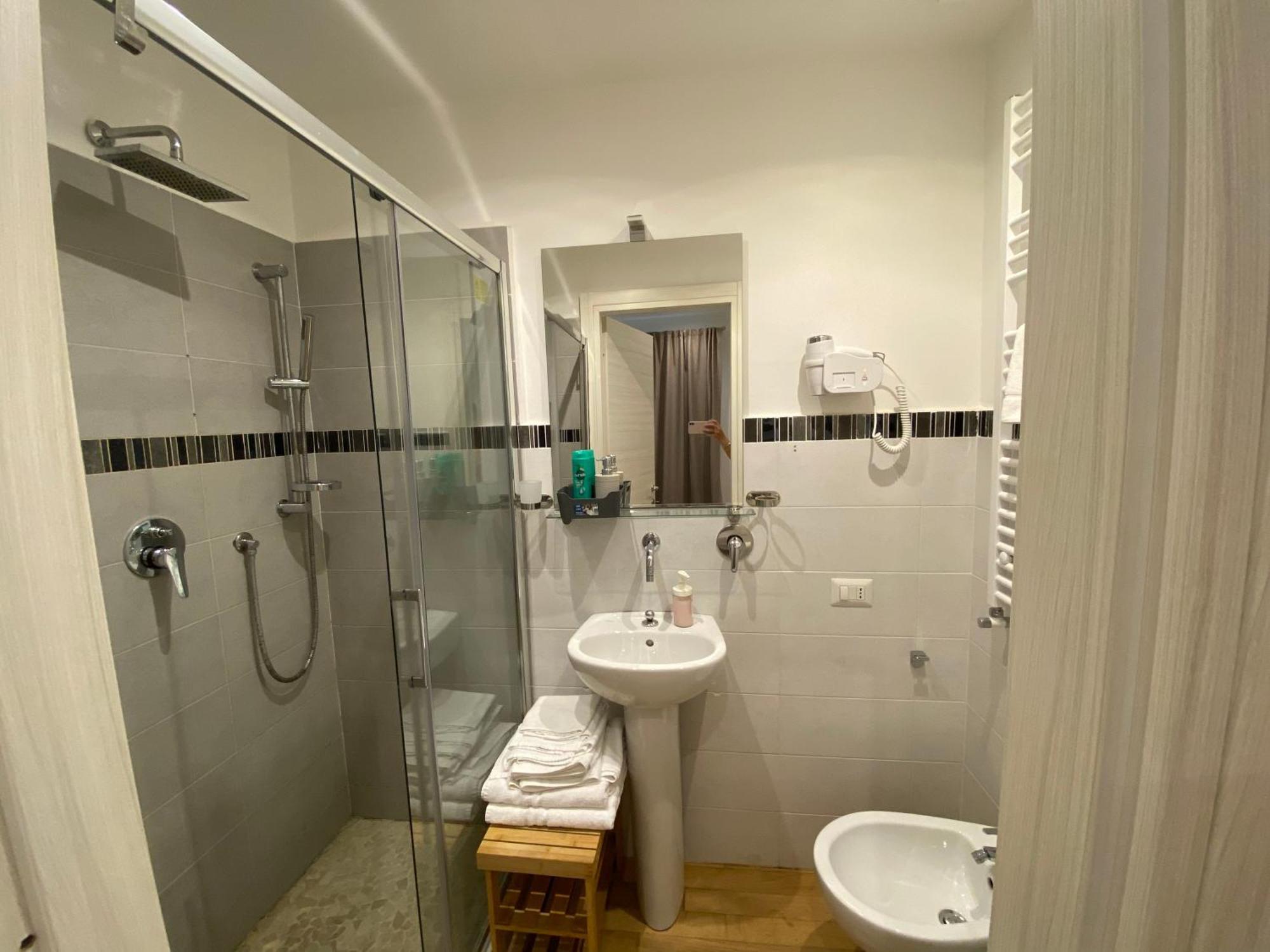 Domus Castroni Germanico Bed & Breakfast Rome Luaran gambar